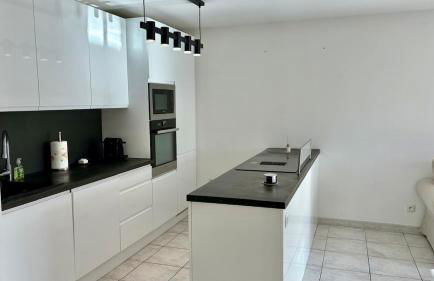 Juana YourHostHelper - Photo 12