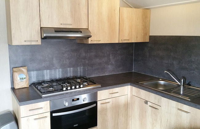 Pondside Stay w/ Kitchen - Photo 5