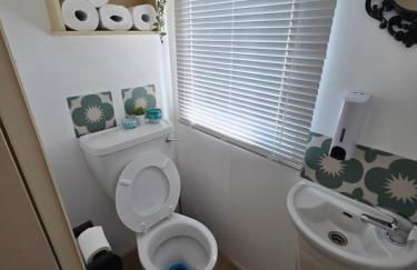 FI005 Loomy Escapes Caravan at St Osyth Beach Essex - Foto 15