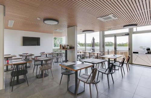 All Suites Appart Hôtel | Palaiseau - Massy TGV - Foto 95