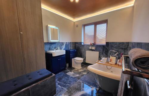 Seaview Home with Private Garden, BBQ, Decking & Fire Pit - Foto 5