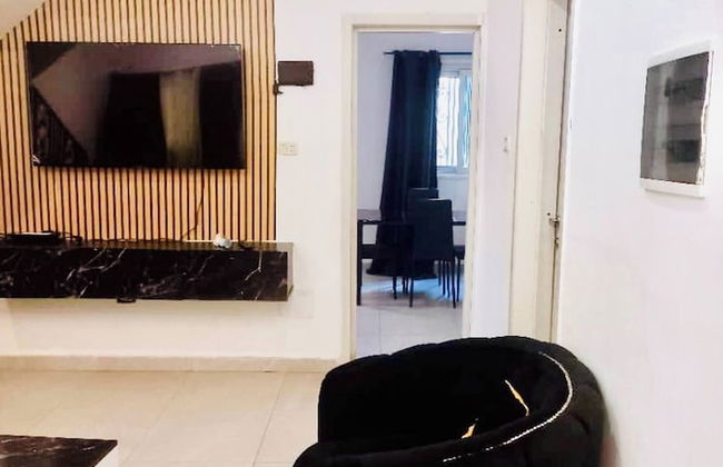 Villa Amina Splendid Elegant Structure - Photo 15