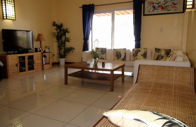 Squares Cafe and Apartments - Foto 24