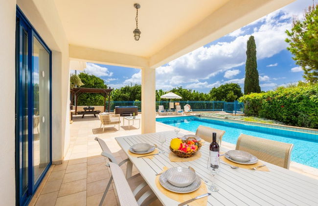 Villa Estia in Peyia - Photo 7