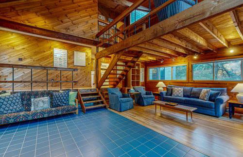 Cozy Island Cabin - Photo 1