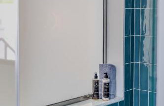 Take me here with a sea view by Salt Apartments - Foto 18