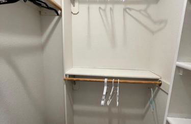 Family Fun! Sleeps 8, King Bed, 2 Queens, and Sofa Bed, Games - in Rogers - Foto 26