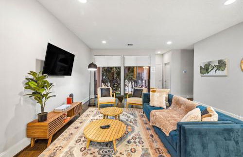 Near Midtown Downtown Games WiFi Balcony Pets - Foto 1