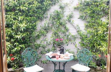 The Lodge - Luxury Lodge with Super King Size Bed, Kitchen & Shower Room - Foto 21