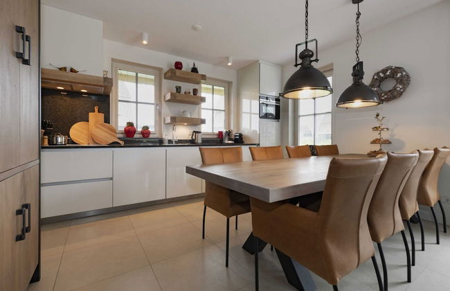 Friesland Villa w/ Sauna - Foto 6