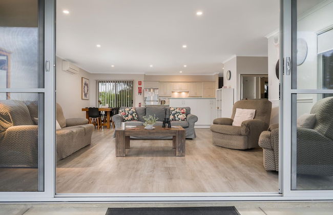 Emu Bay Holiday Homes - Photo 61