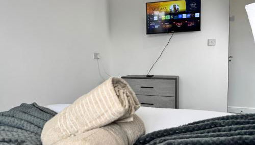 6B 3Bath - Free Parking - TVs In EVERY Room - Foto 2