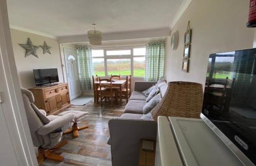 East Coast Chalets 300 Dog friendly at California Sands - Foto 23