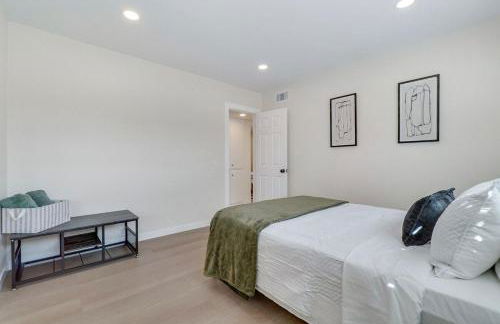 Hey I Am Adriana On The Block Pool BBQ - Foto 27