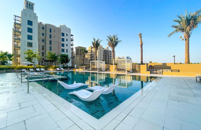 Maison Privee - Exclusive Luxury 3BR Apt with scenic views of Burj Al Arab - Foto 32