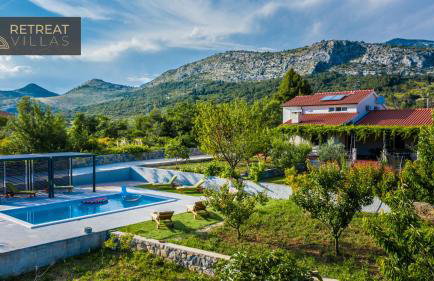 Villa Eleona with private pool and garden - Photo 3