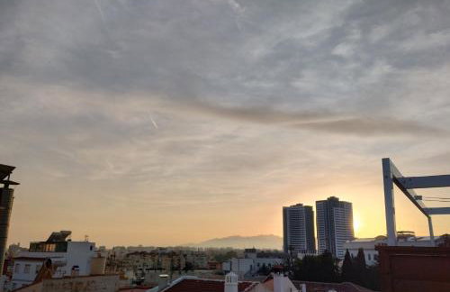 Málaga Yellow Duplex free parking and terrace - Foto 22