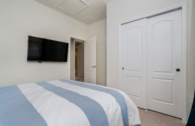 8 Bed 6 Ba Villa with Games, Pool & Spa - Foto 4