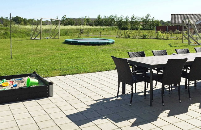 Pleasant Holiday Home in Vaggerlose near Sea - Photo 25