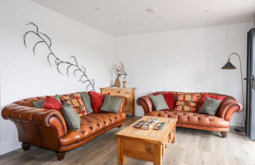 The Hawthorns - Photo 4