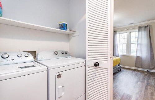 Double en suite townhome close to Wakemed - Foto 23