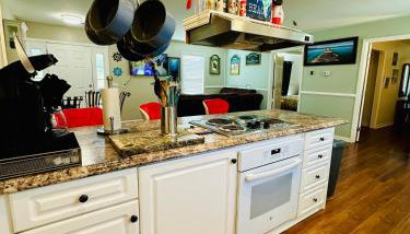 Family Cottage 1 mile to Carolina Beach - Foto 5