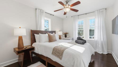 Minutes to Beaches - Home Theater, Couples Retreat - Foto 2