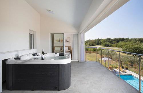 Villa Euphoria - Photo 34