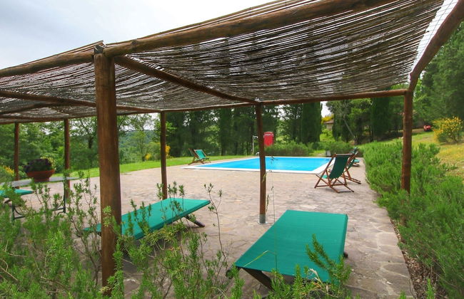 Cottage With Swimming Pool - Photo 28
