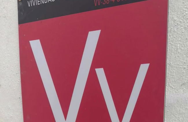 2 bed Apartment That Steps out on to the Pool - Foto 13