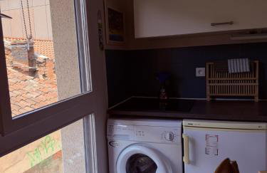 Meublé classé Carmes , entrée autonome, wifi, climatisé, petit parking privé - Foto 16