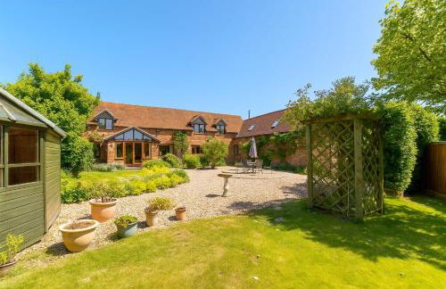 Spacious 5 bed Barn in the Heart of Worcestershire - Foto 1