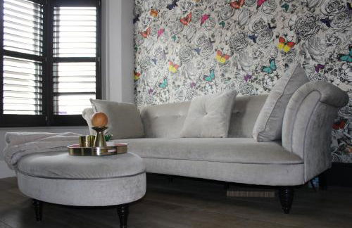 Beautiful 4B.2Ba House + office - Foto 14