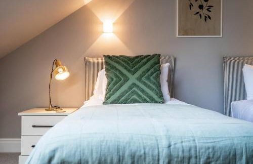 Pawson House - Photo 22