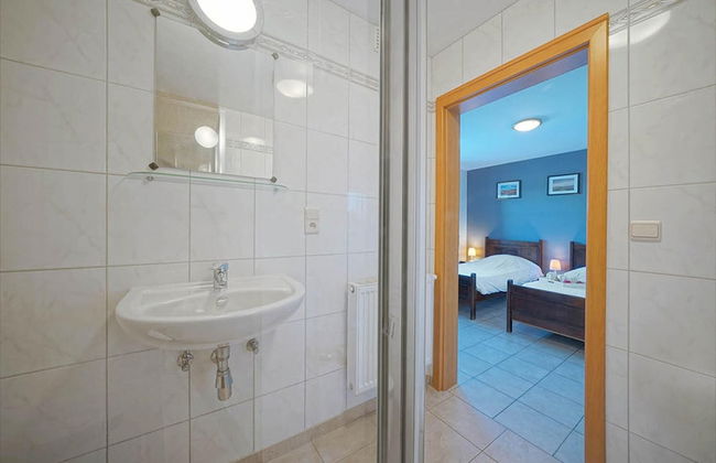 Holiday Home in Hockay With Private Pool - Photo 19