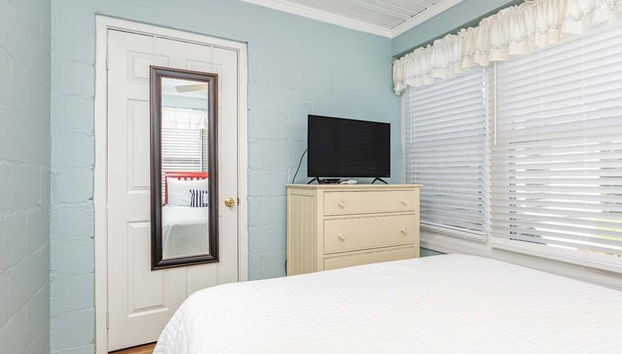 Little House by Tybee Vacation Rentals - Foto 4, Habitación