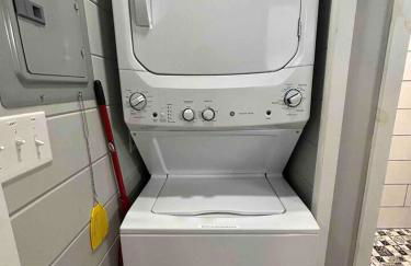 Blissful Nook Tiny Home, Cozy Retreat, Hot Tub, Close to Town, Deep Creek, & Entrance to National Park - Foto 20