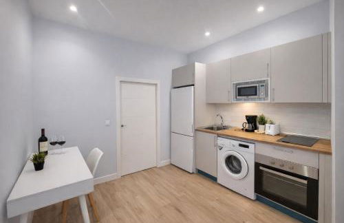 Apartaestudio con Diseño y Comodidad -Zona IFEMA - Foto 15