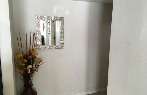 Brooks Tower Downtown Denver Furnished Apartment - Foto 8