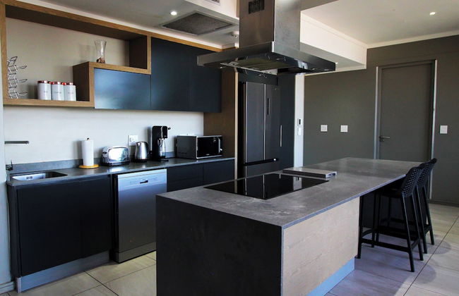 Sandton Smart Apartment Sixteen - Photo 11