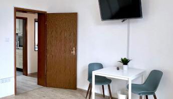 BEGE APARTMENTS Momentum Stay - Photo 5