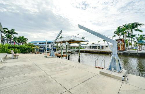 Private Pool and Deck Canalfront St James City Home - Foto 28