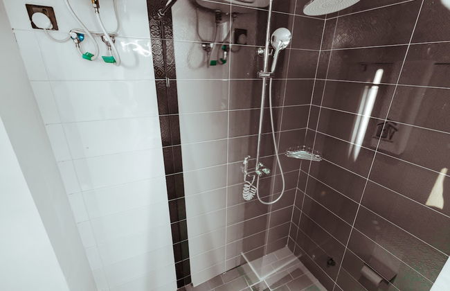 Veronique Heights - Photo 56