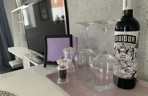 W1 - Kontaktloser 24h CHECK IN, W-LAN, Netflix, Parkplatz, Küche, Boxspring-Bett - Foto 10