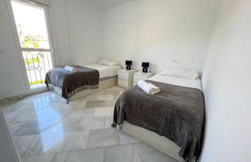 Luxury three bedroom apartment at Estepona - Photo 31