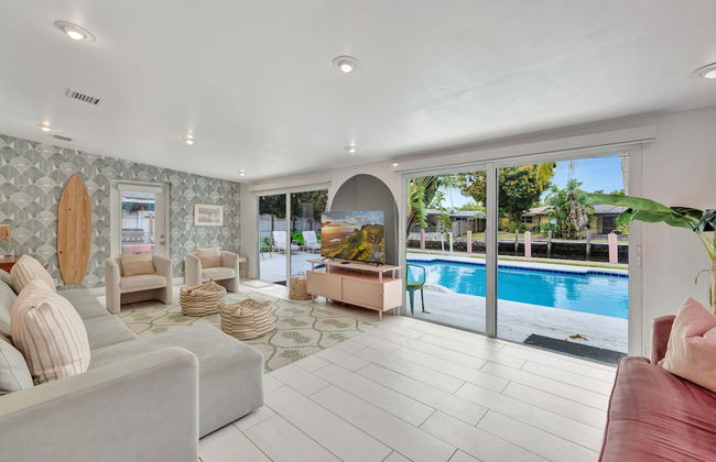 Poolside Paradise Dock & Pool! - Foto 17