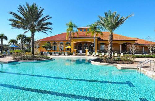 Family Pool Home, Gated Resort, near Disney & golf -209 - Foto 5