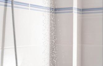 Colorful city apartment - Photo 24