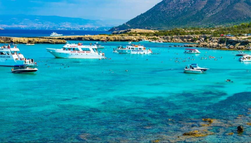 Paseo en barco por el Lago Azul - Foto 1, Paseo en barco por el Lago Azul