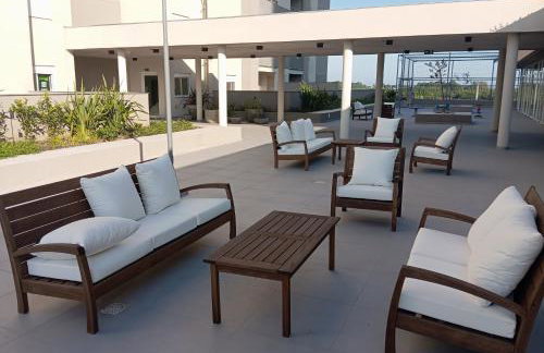 Apartamento com piscina, terraço, churrasqueira e estacionamento - Foto 4